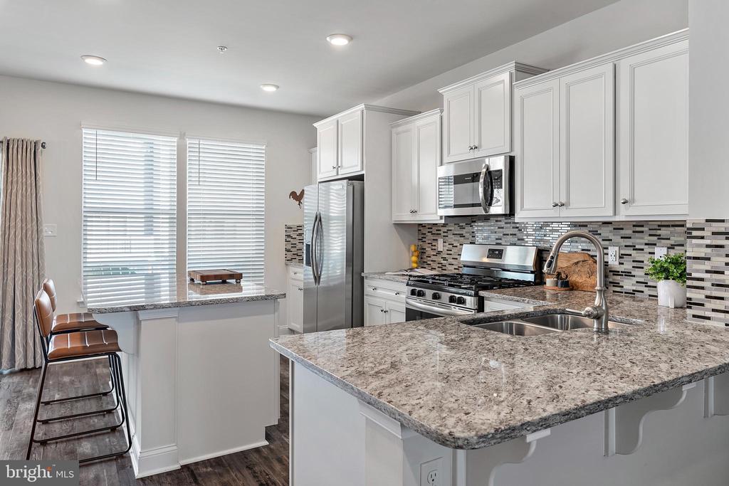 321 Bright Light Ct