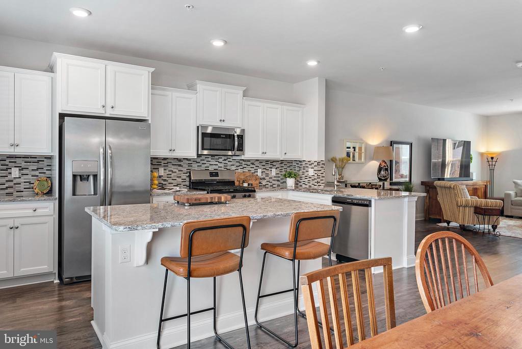 321 Bright Light Ct