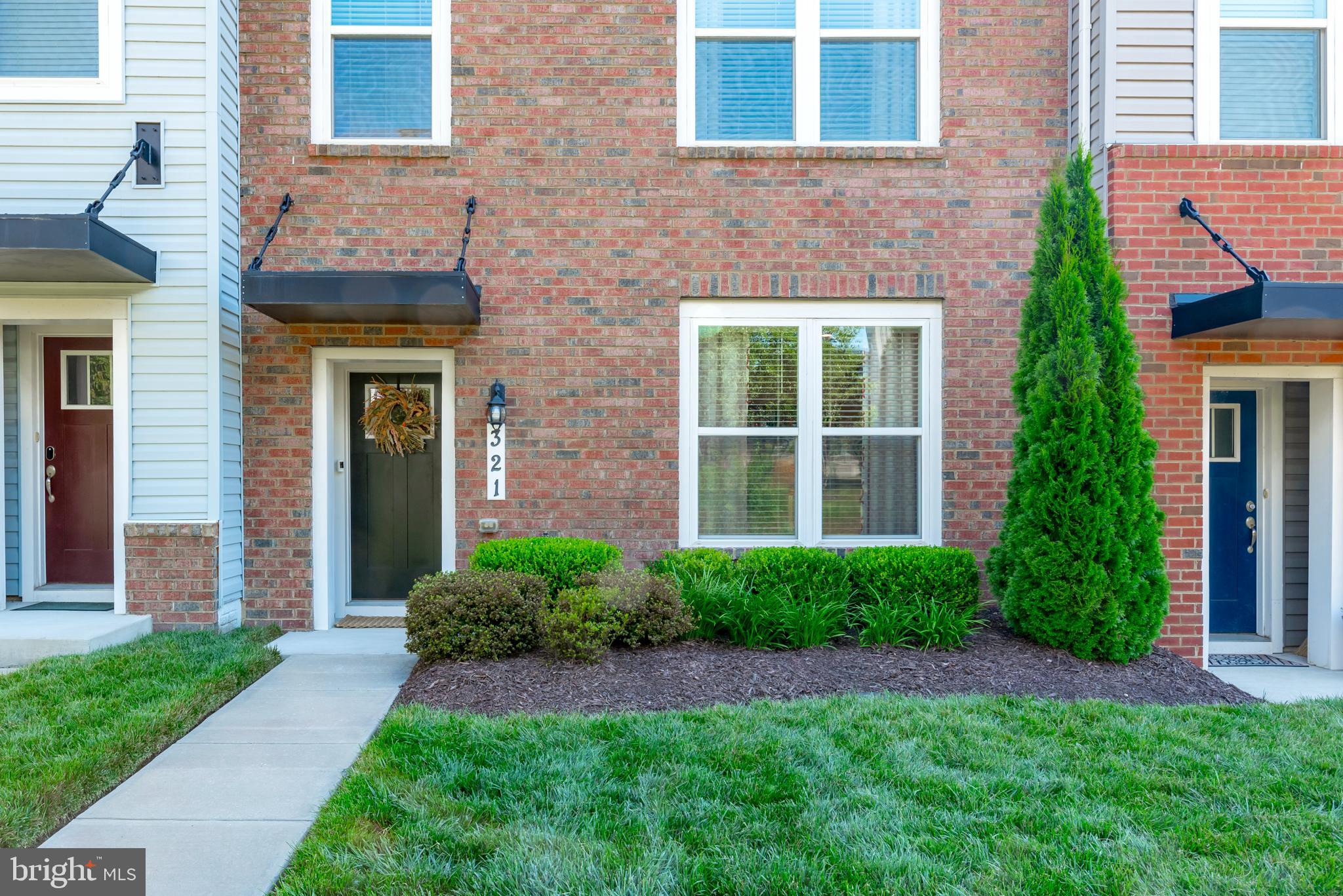 321 Bright Light Ct