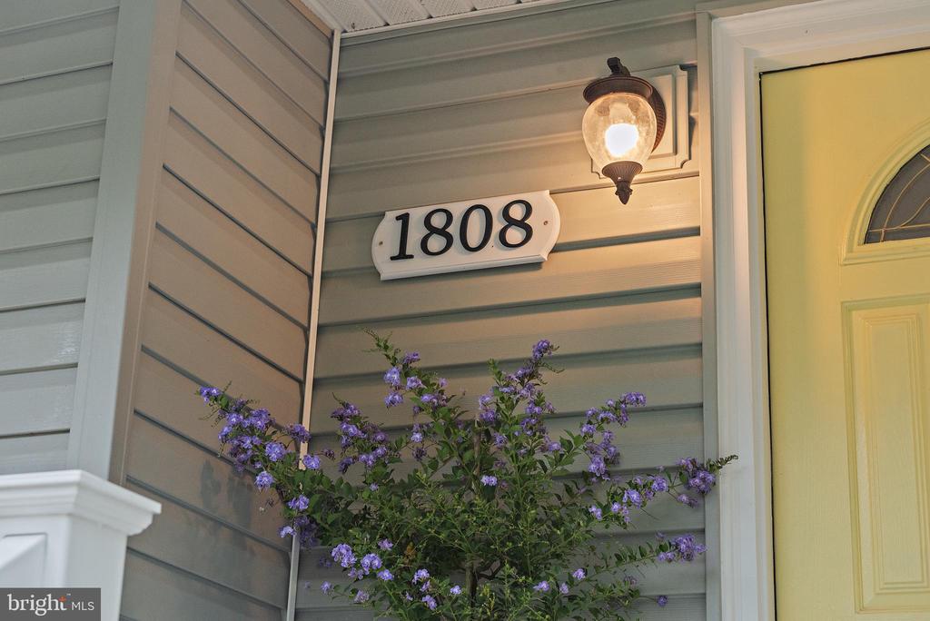 1808 Bay Ridge Ave