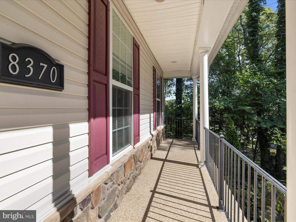 8370 Brookwood Rd