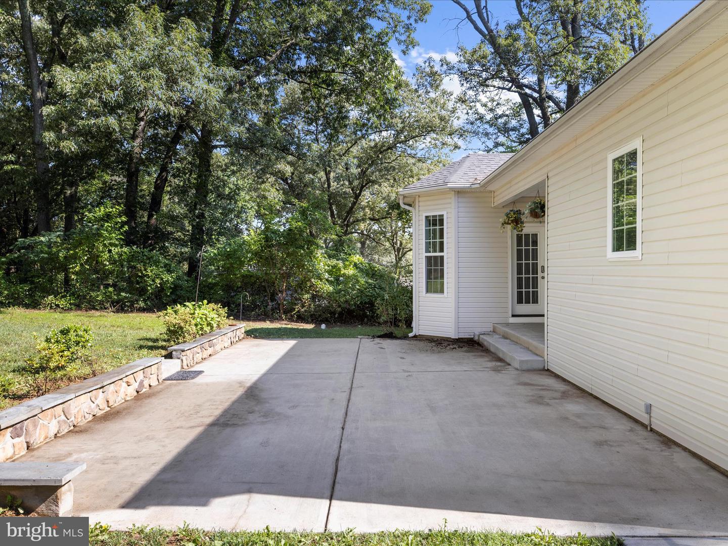8370 Brookwood Rd