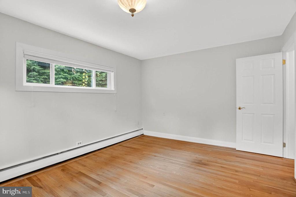 105 GIDDINGS AVENUE