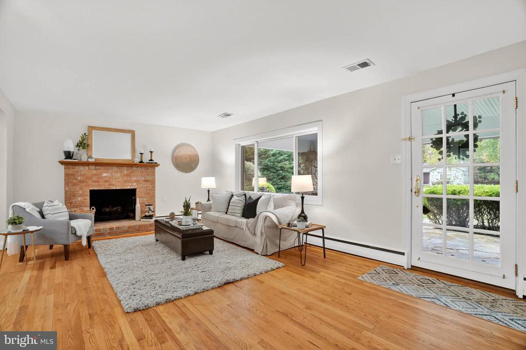 105 GIDDINGS AVENUE