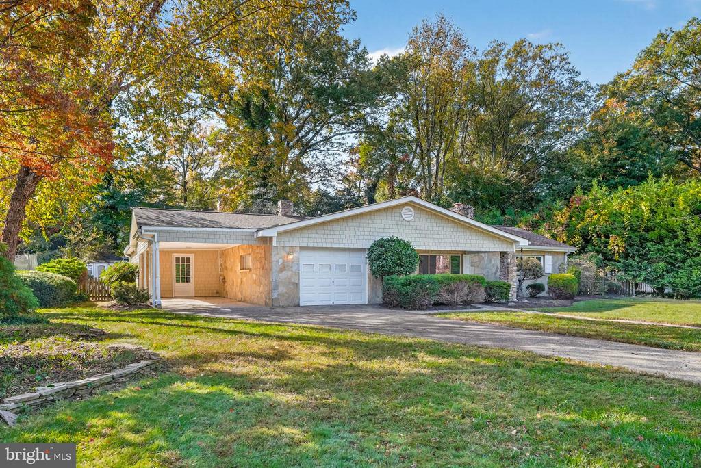 105 GIDDINGS AVENUE