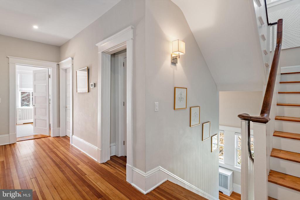 39 SOUTHGATE AVENUE
