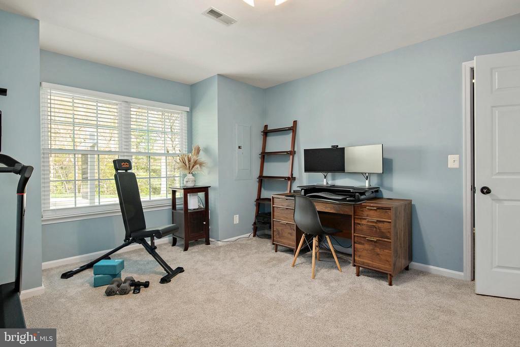 611 BELLERIVE COURT