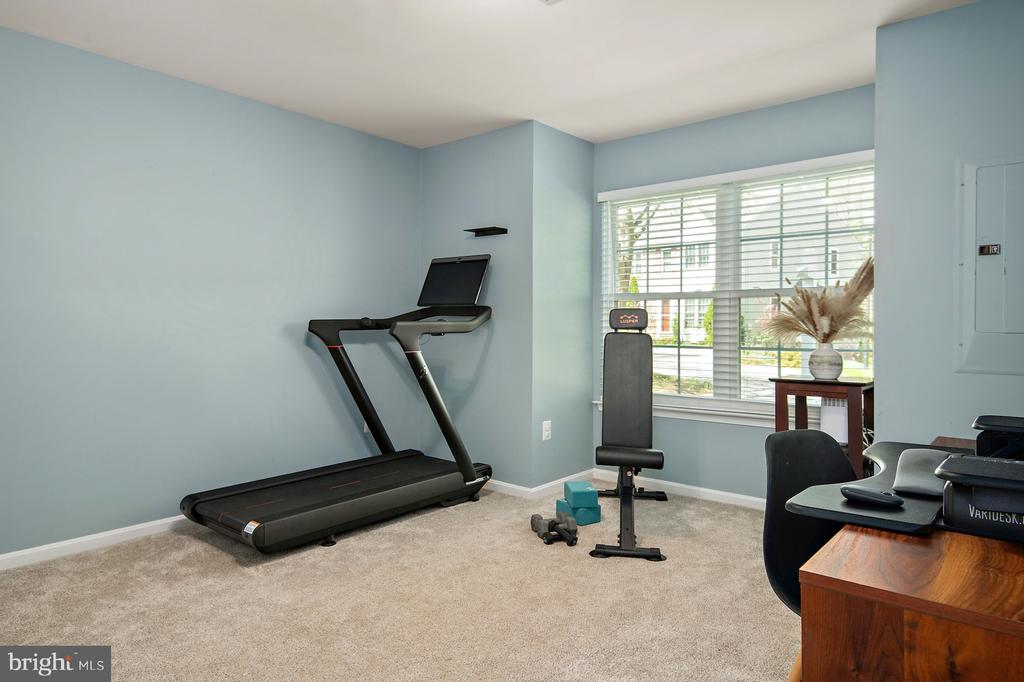 611 BELLERIVE COURT