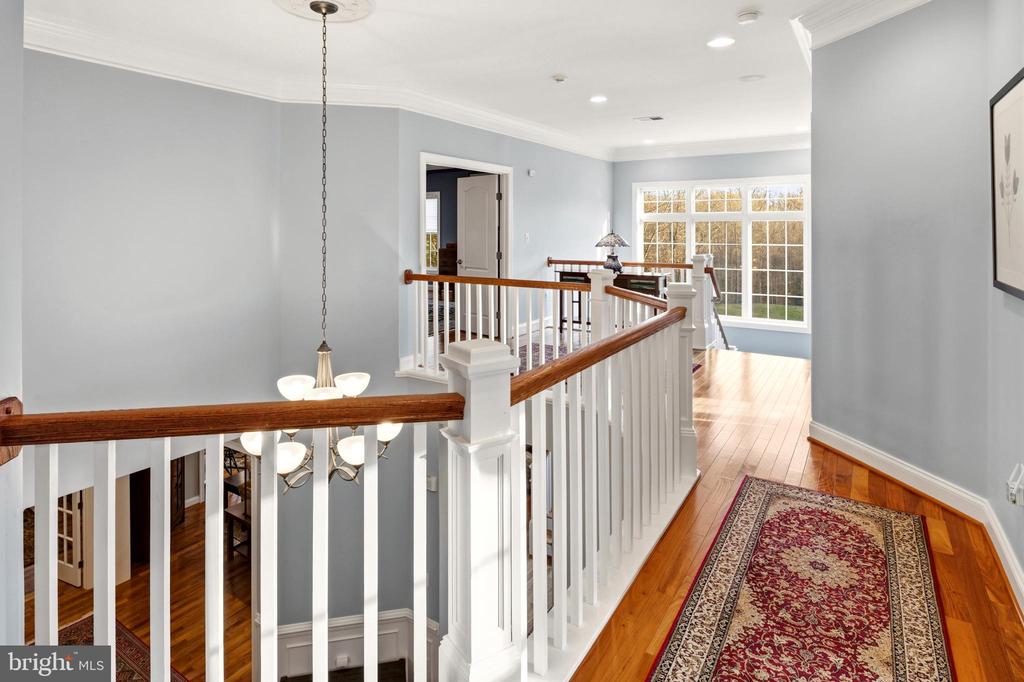 720 FANTAIL COURT