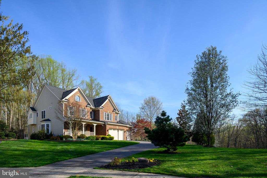 720 FANTAIL COURT