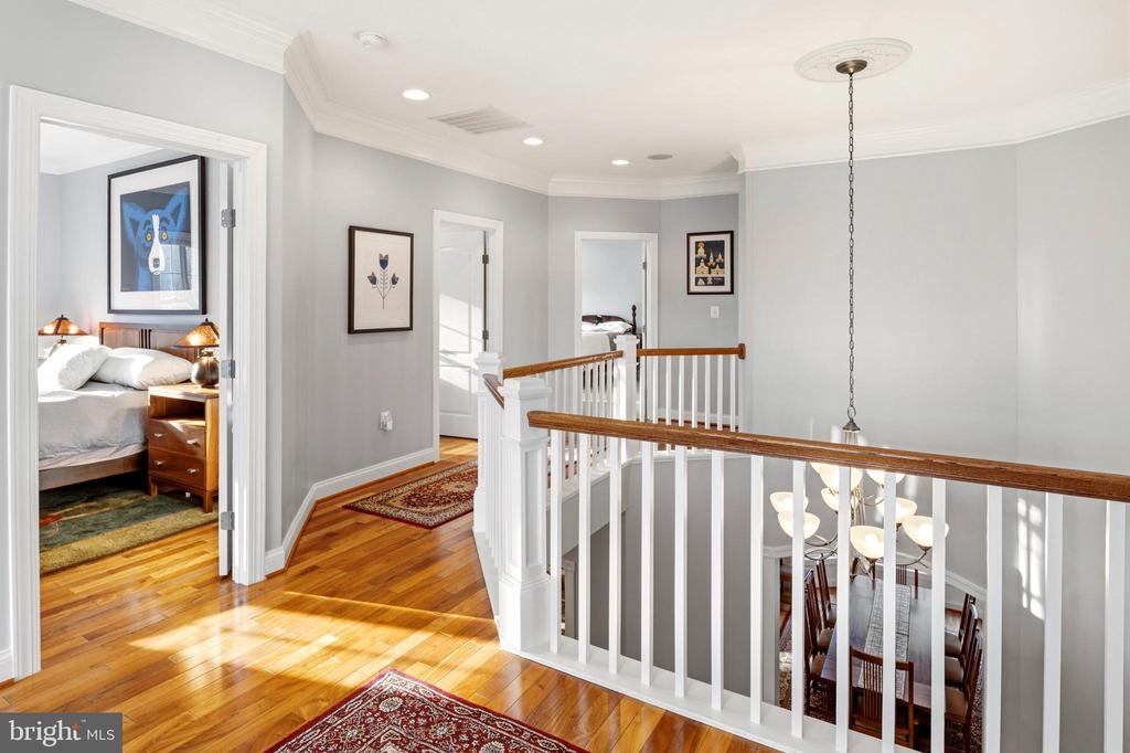 720 FANTAIL COURT