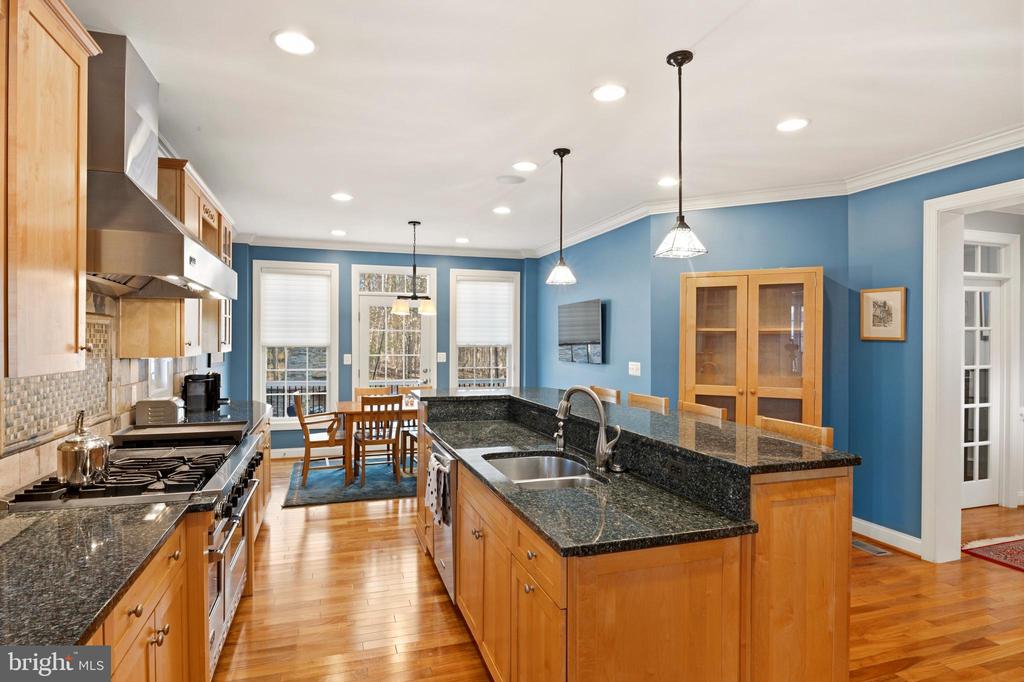 720 FANTAIL COURT
