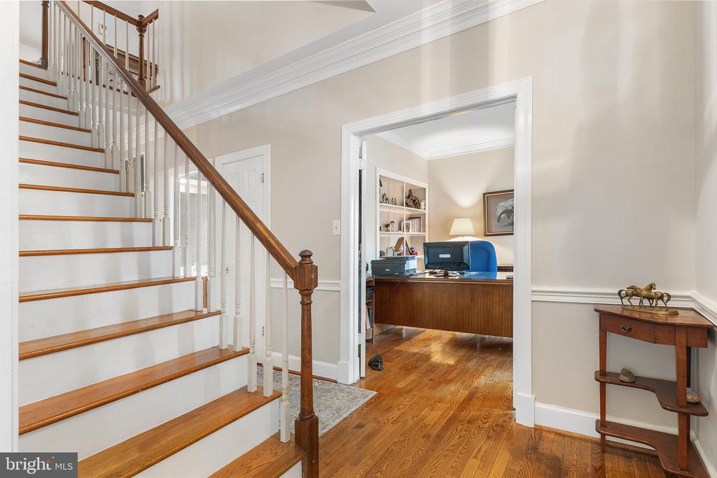 3281 CHRISLAND DRIVE