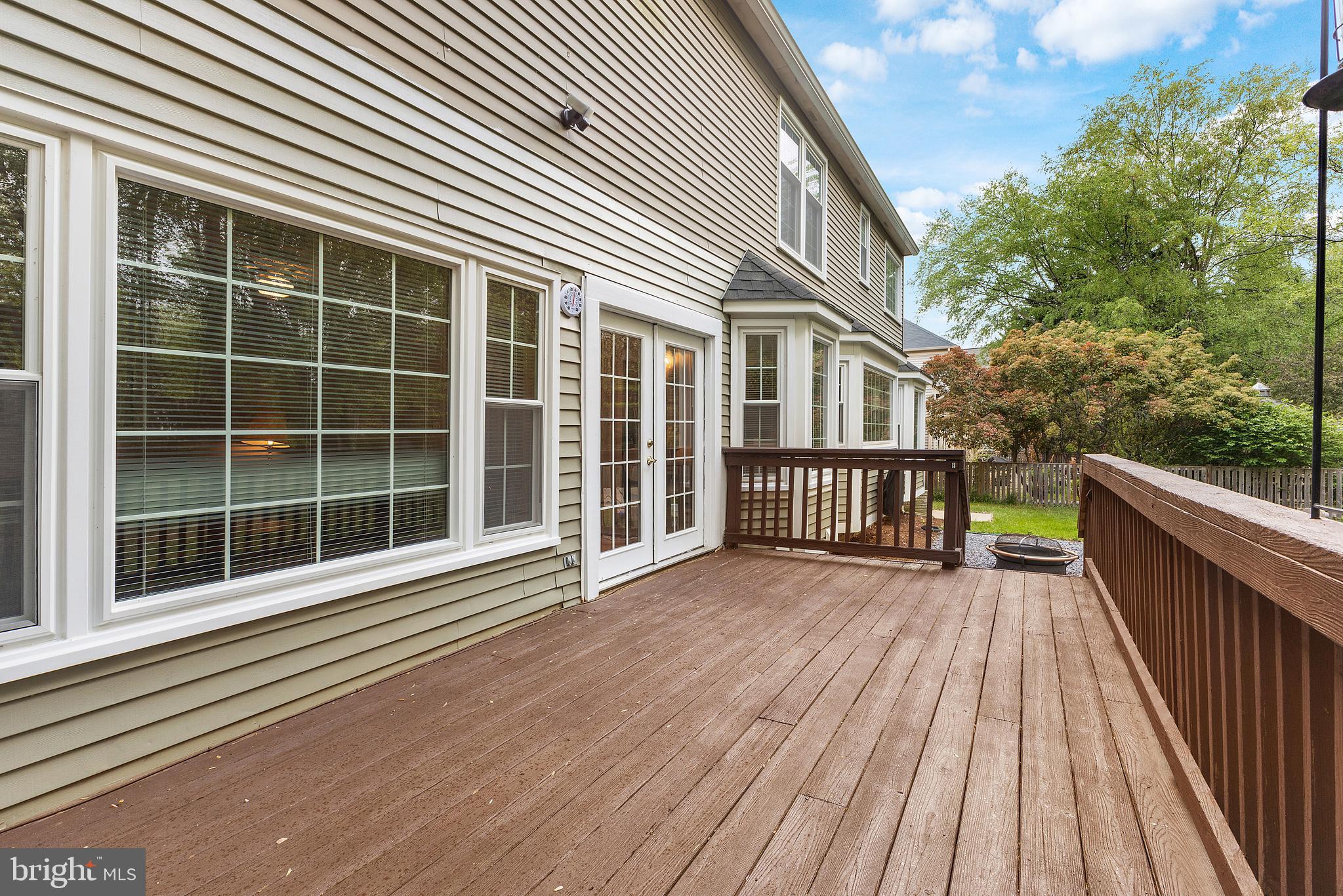 3281 CHRISLAND DRIVE