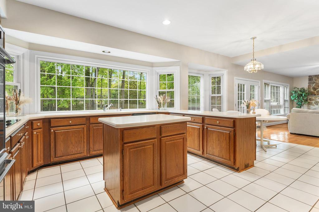 3281 CHRISLAND DRIVE
