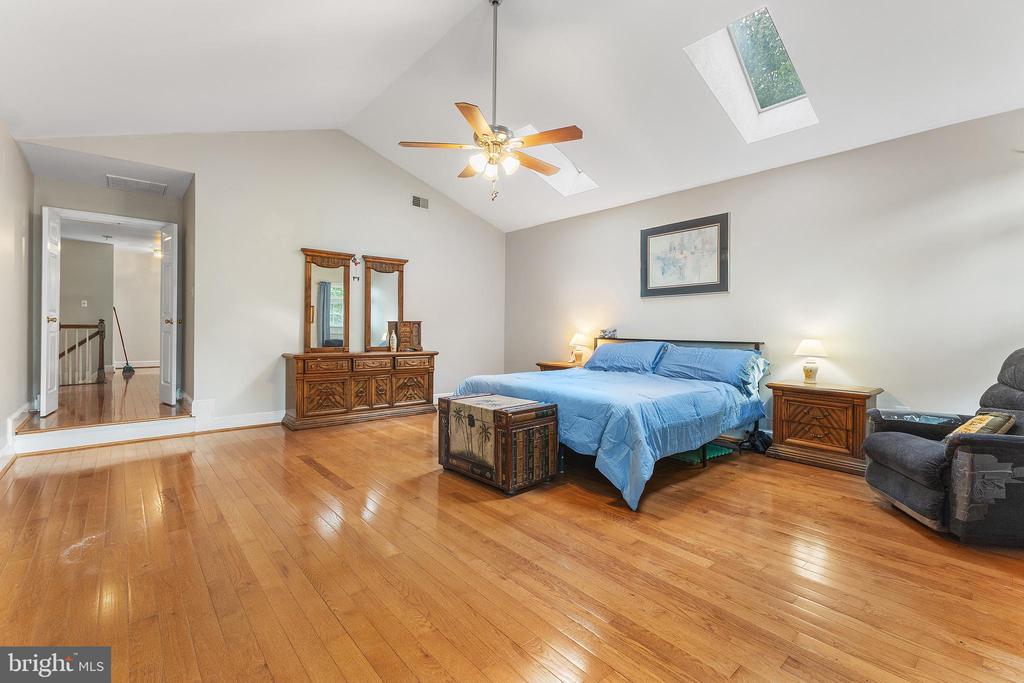 3281 CHRISLAND DRIVE
