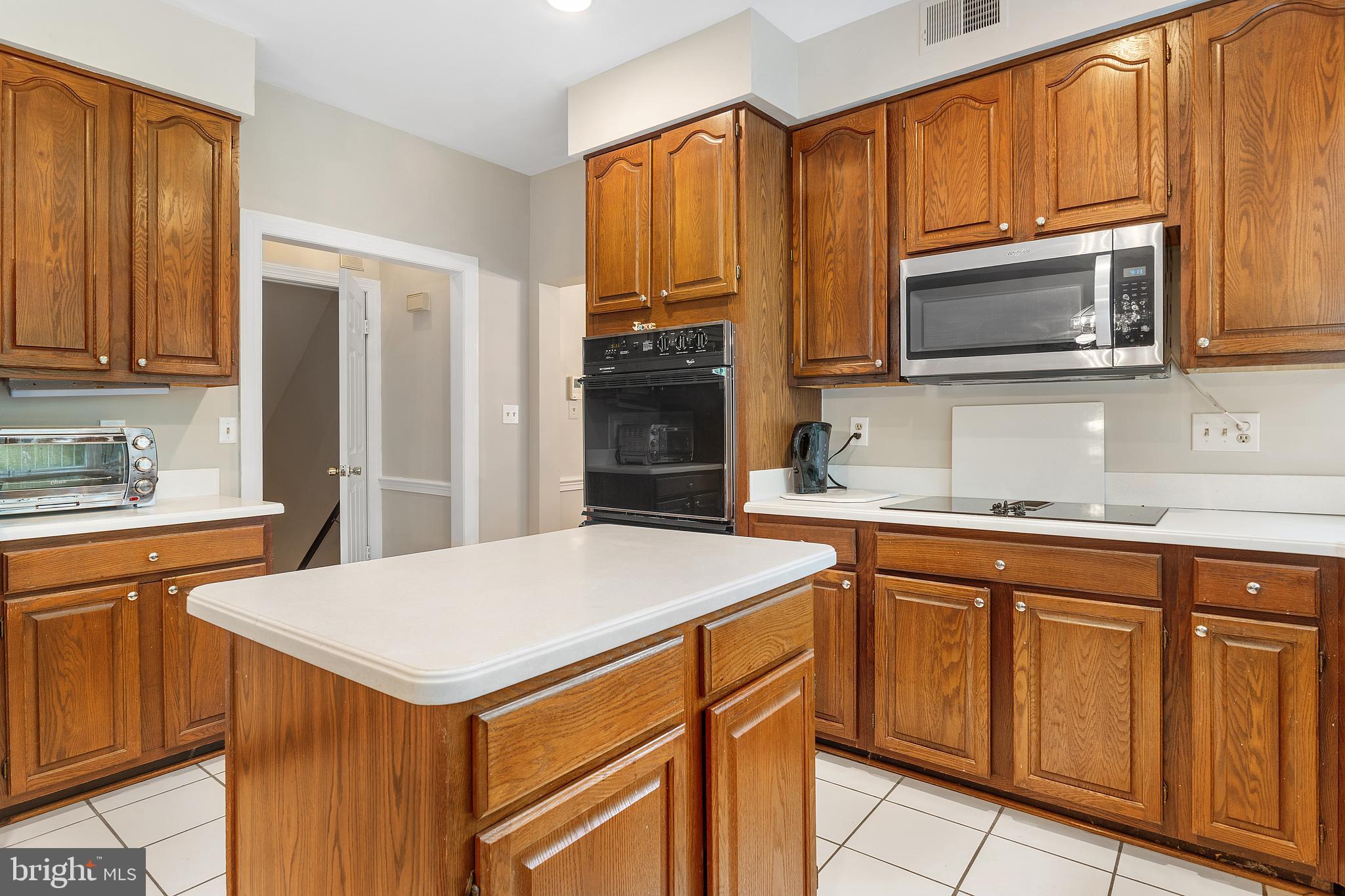 3281 CHRISLAND DRIVE