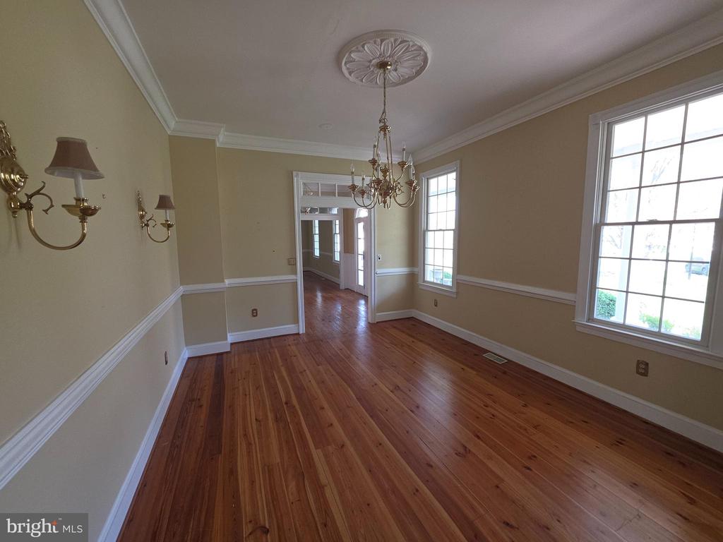 1918 MACKIEBETH COURT