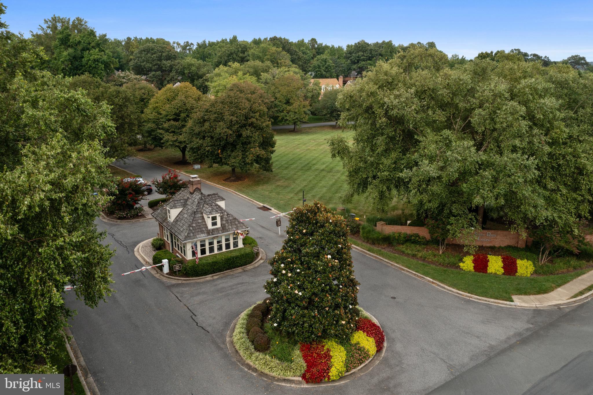 1010 S RIVER LANDING ROAD