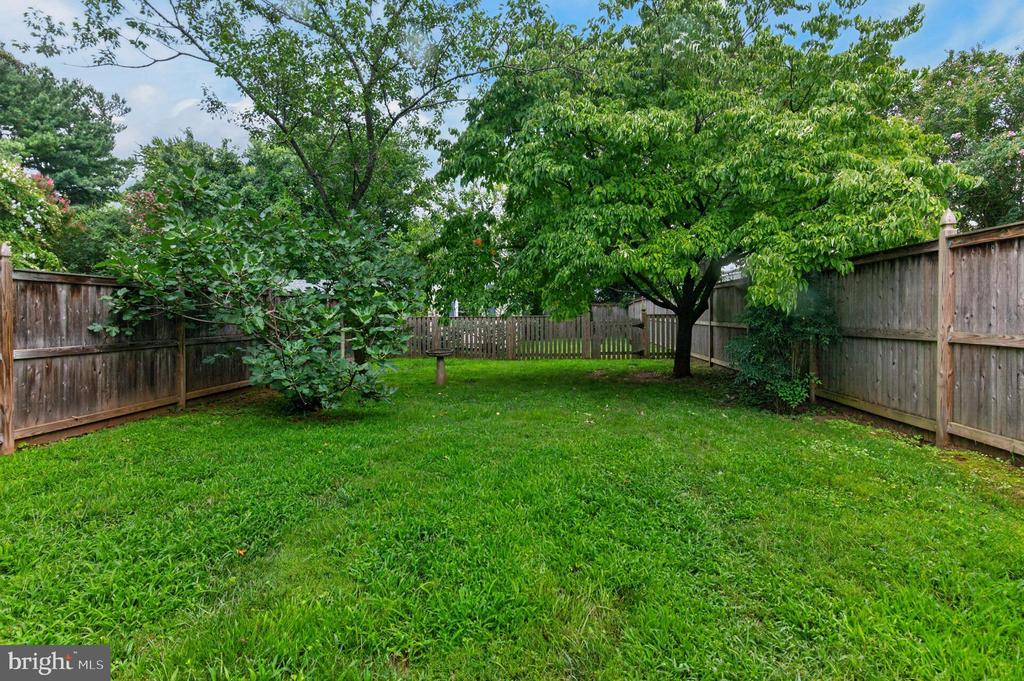 16 WOODLAWN AVENUE