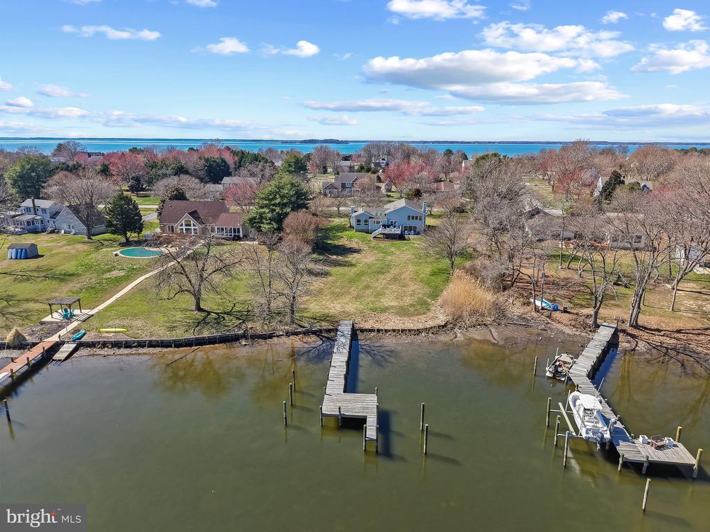 40 GREENWOOD SHOALS