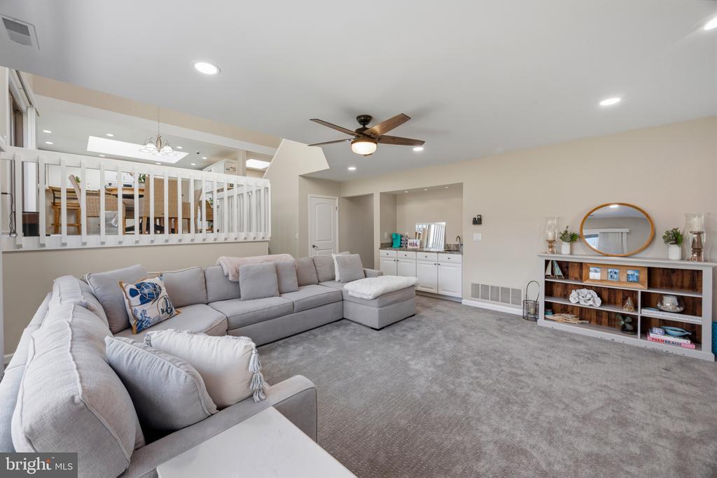 40 GREENWOOD SHOALS