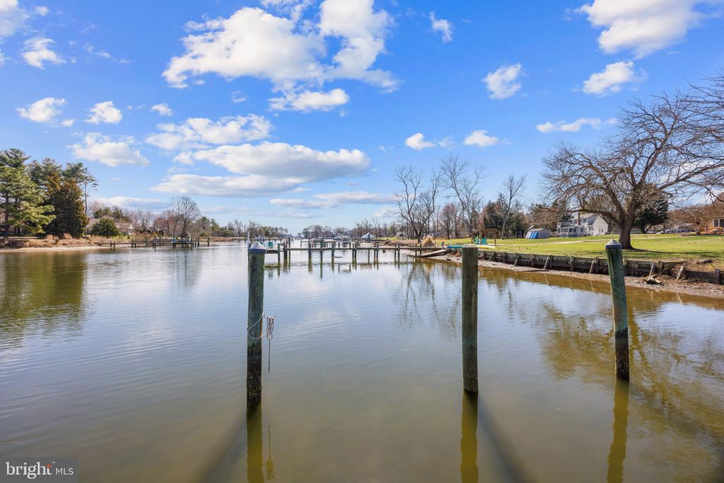 40 GREENWOOD SHOALS