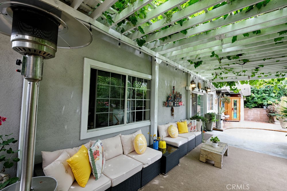 4727 Greenbush Avenue