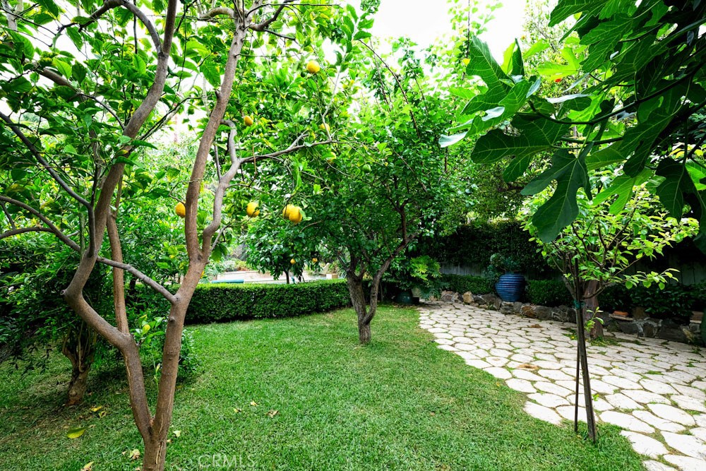 4727 Greenbush Avenue