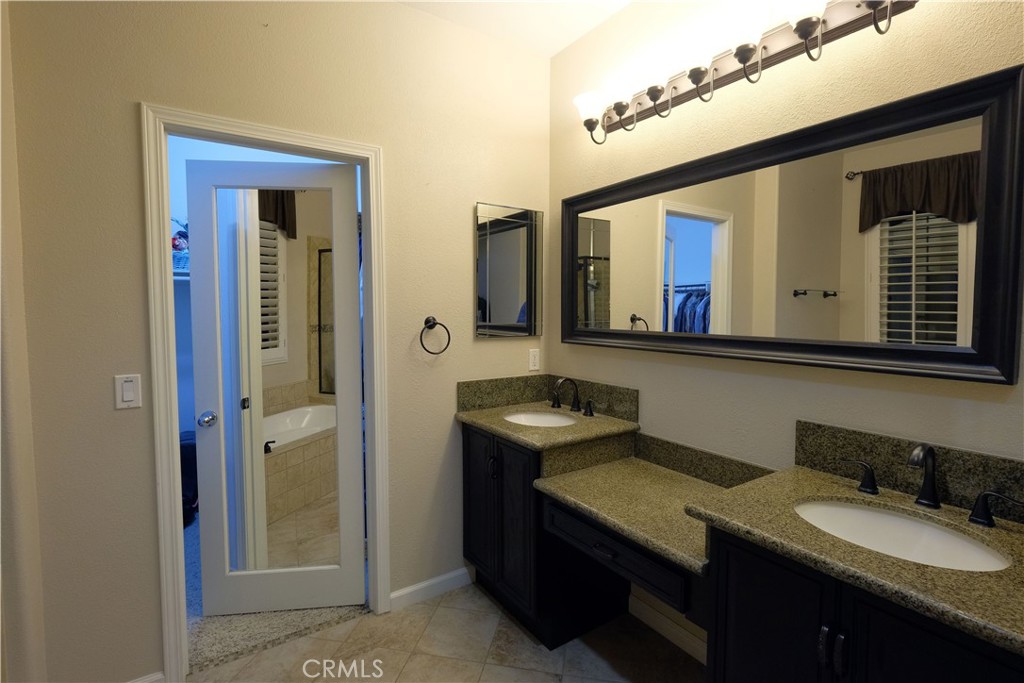 44638 Painted Desert