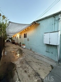 1457 W 25th