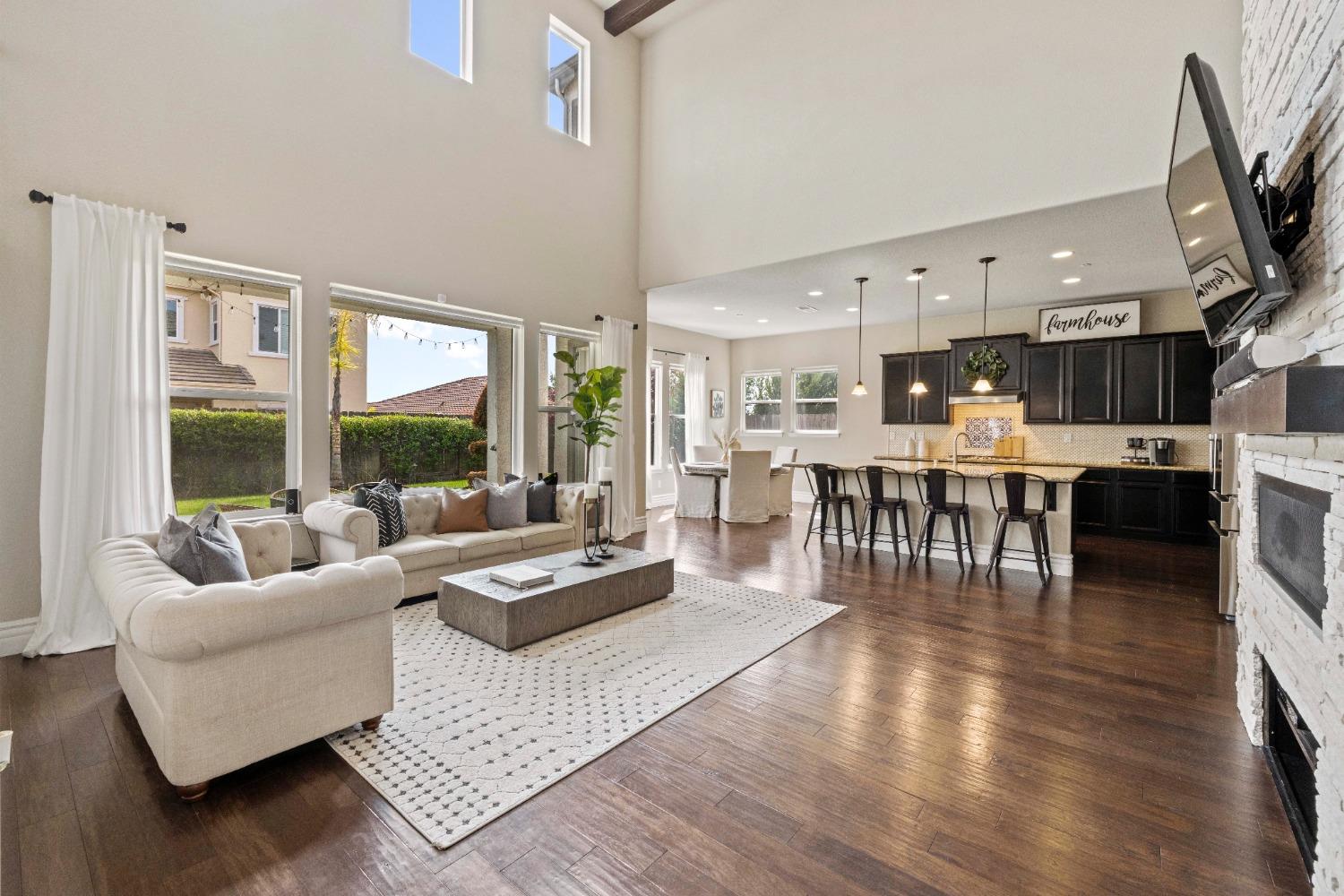224 Summer Breeze Court