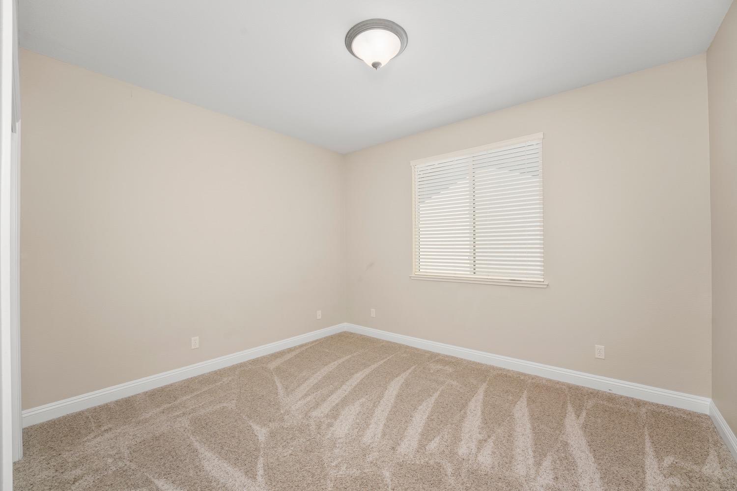 1501 Deer Hollow Way