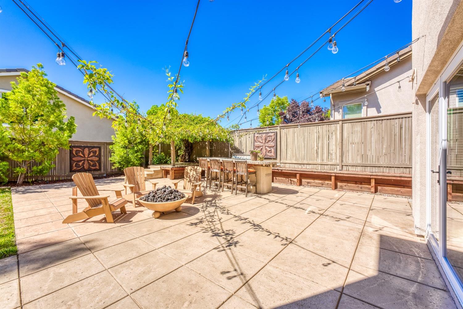 1501 Deer Hollow Way