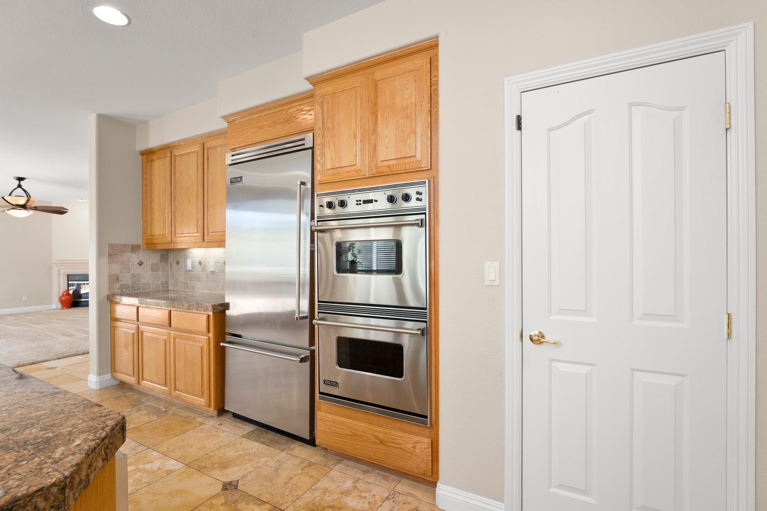 1501 Deer Hollow Way