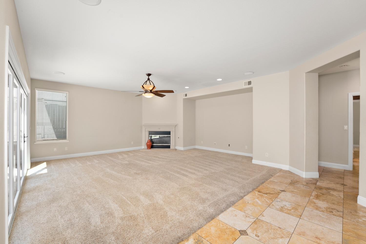 1501 Deer Hollow Way