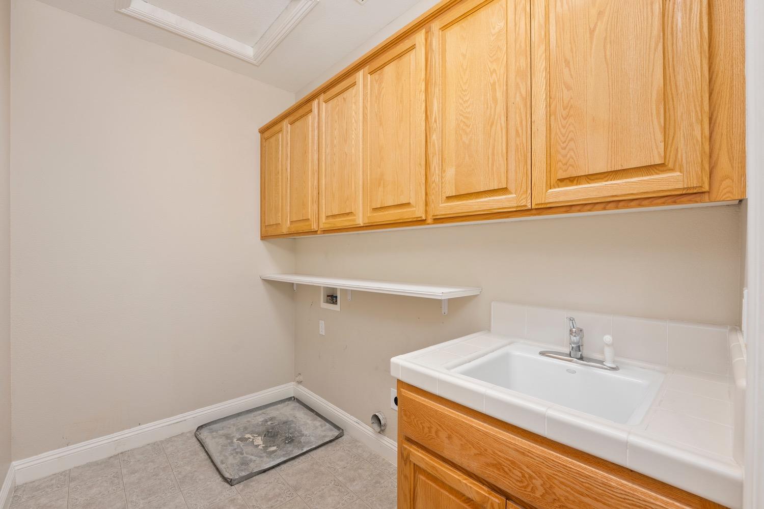 1501 Deer Hollow Way