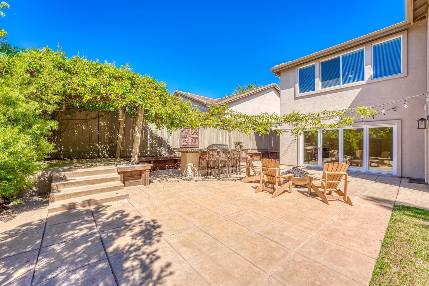 1501 Deer Hollow Way