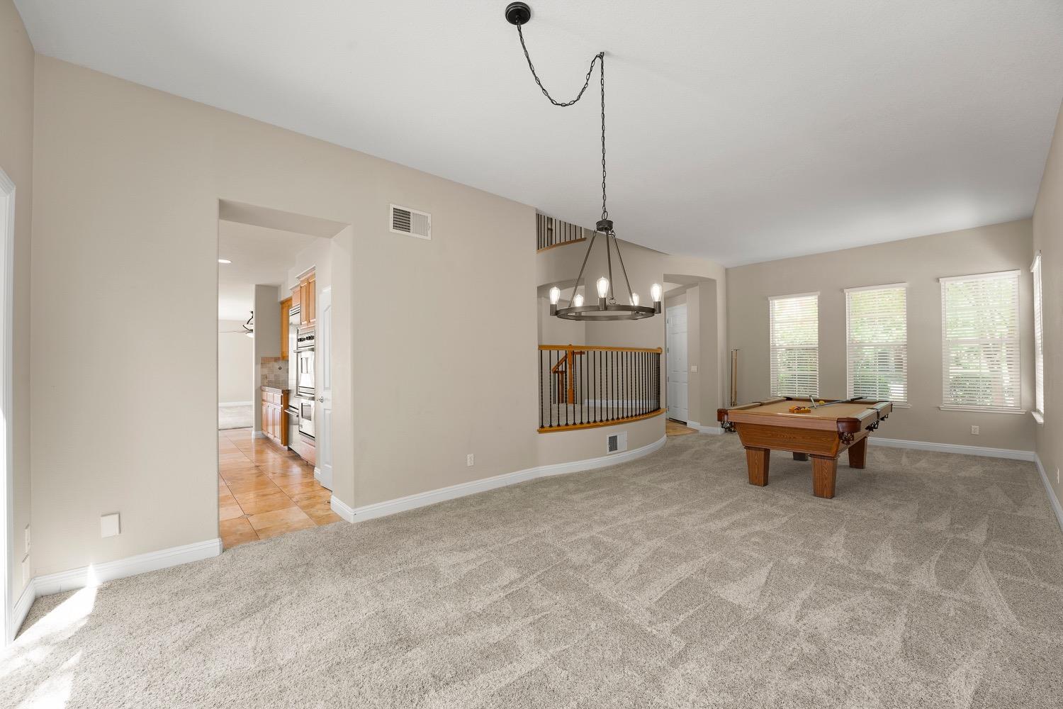 1501 Deer Hollow Way