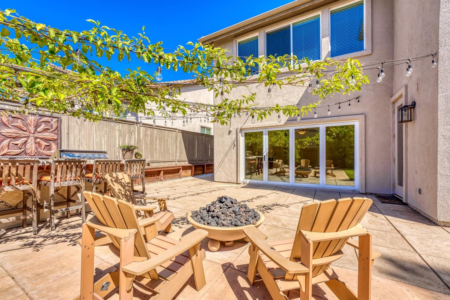 1501 Deer Hollow Way