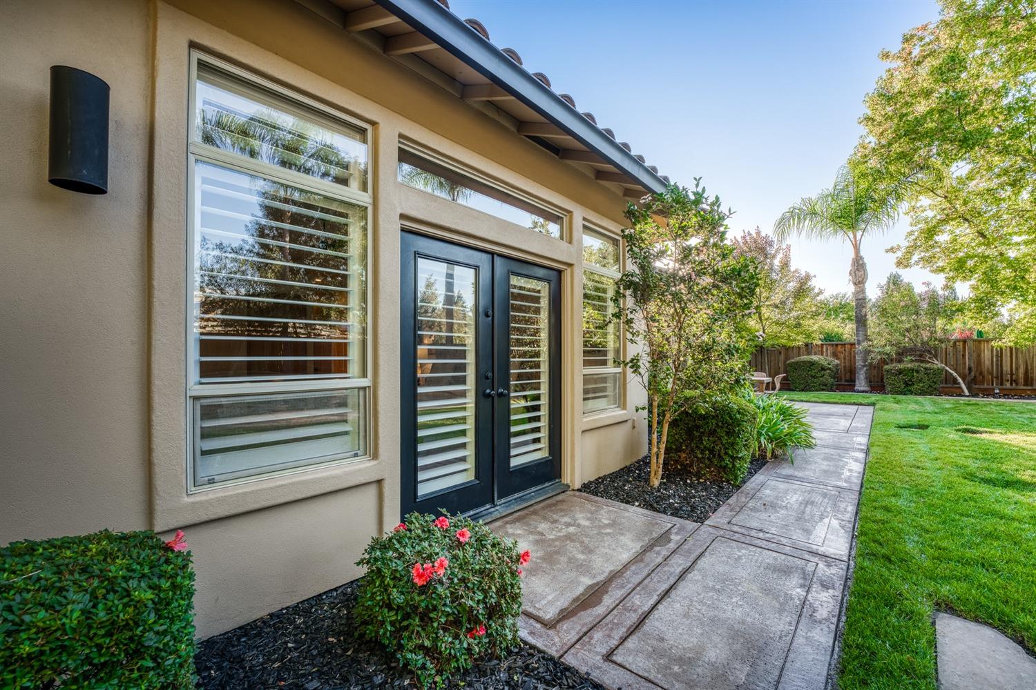 114 Painted Rock Place