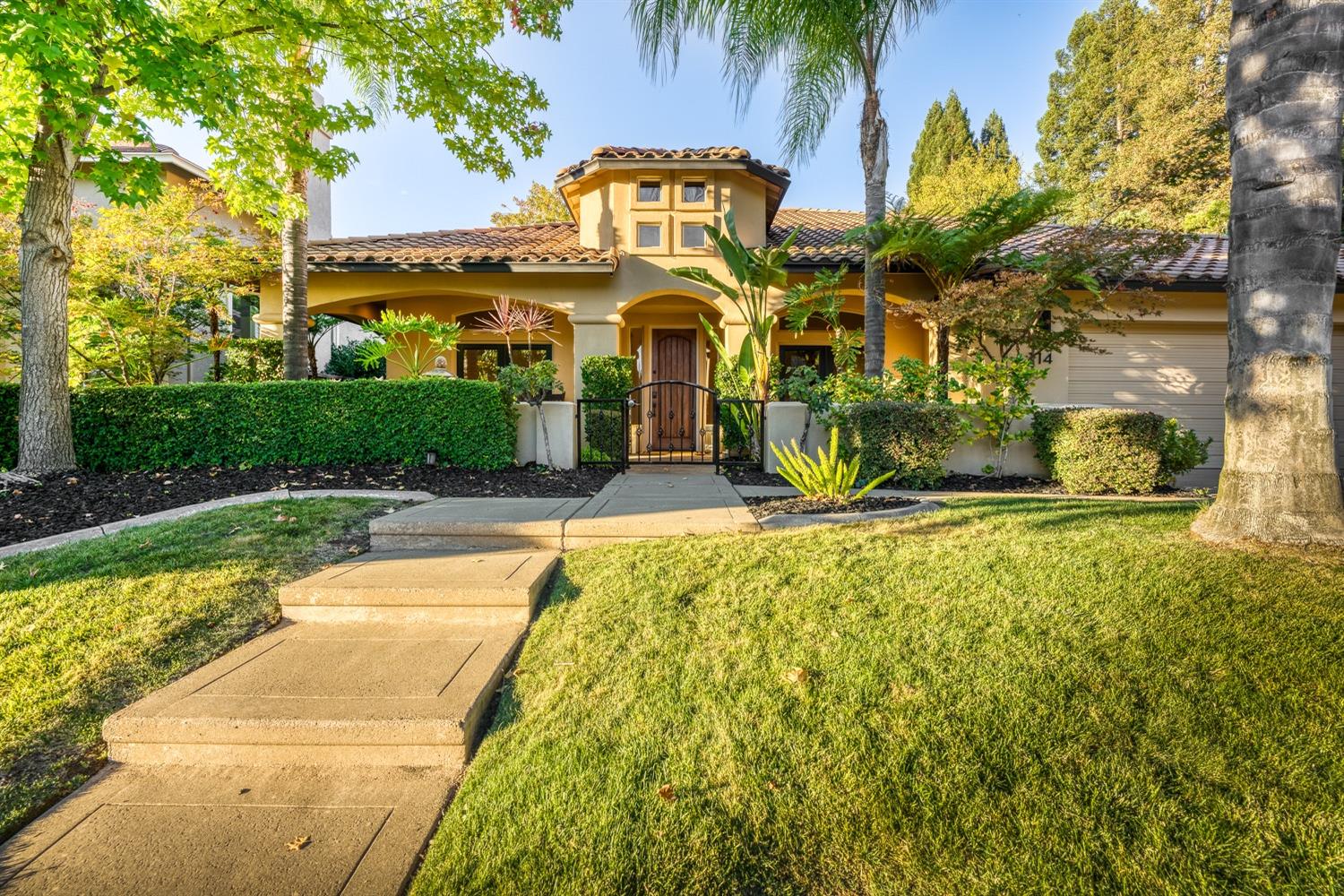 114 Painted Rock Place