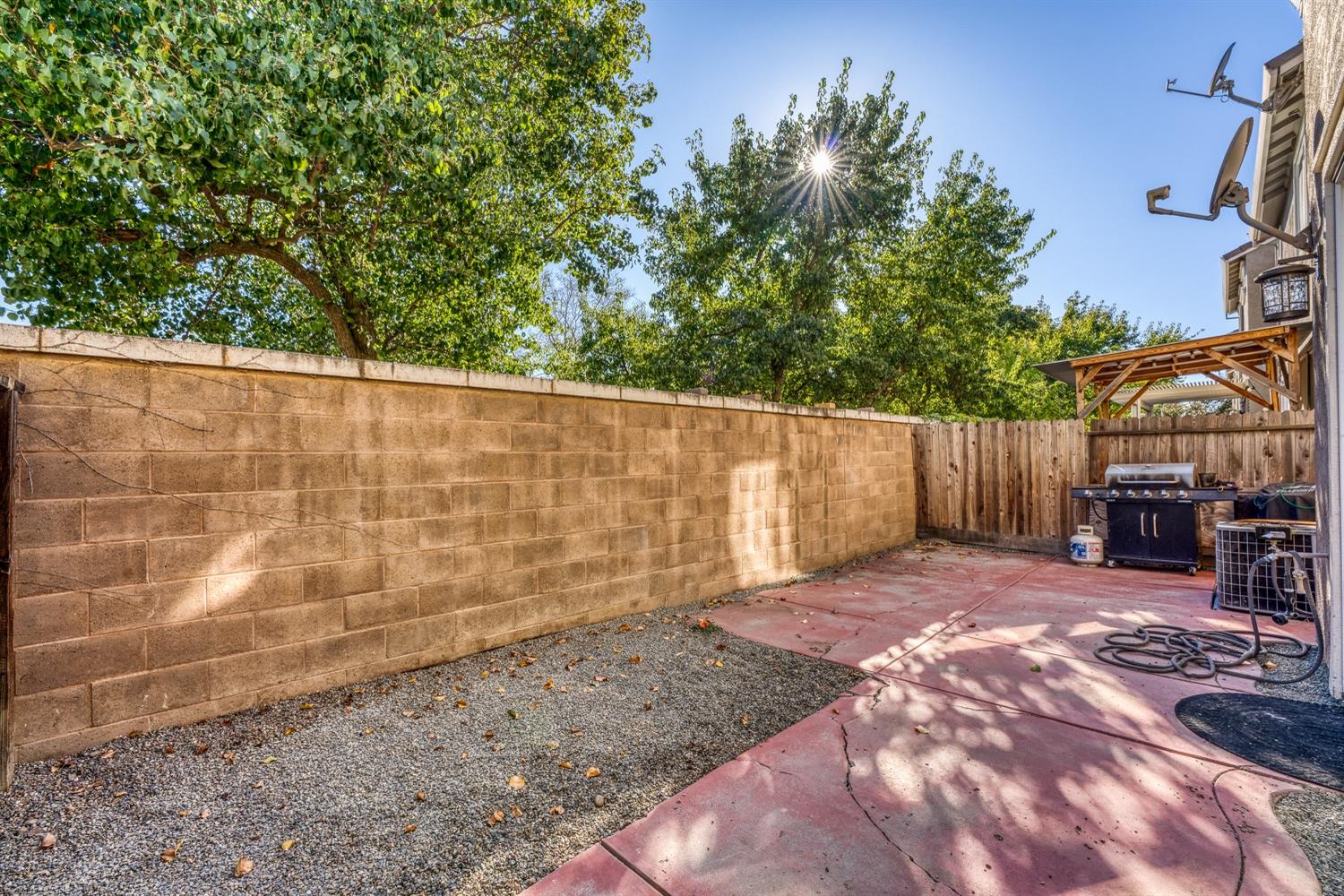 2417 Coffeeberry Road