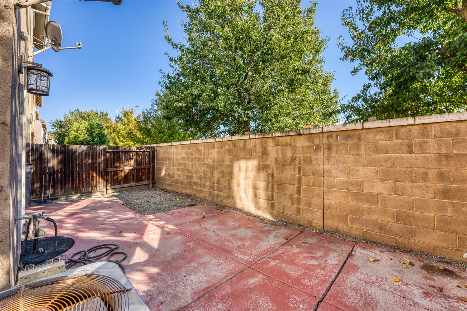 2417 Coffeeberry Road