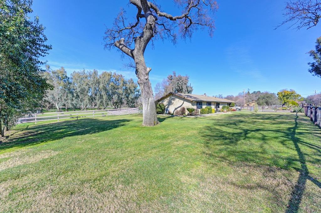 7780 Boren Lane