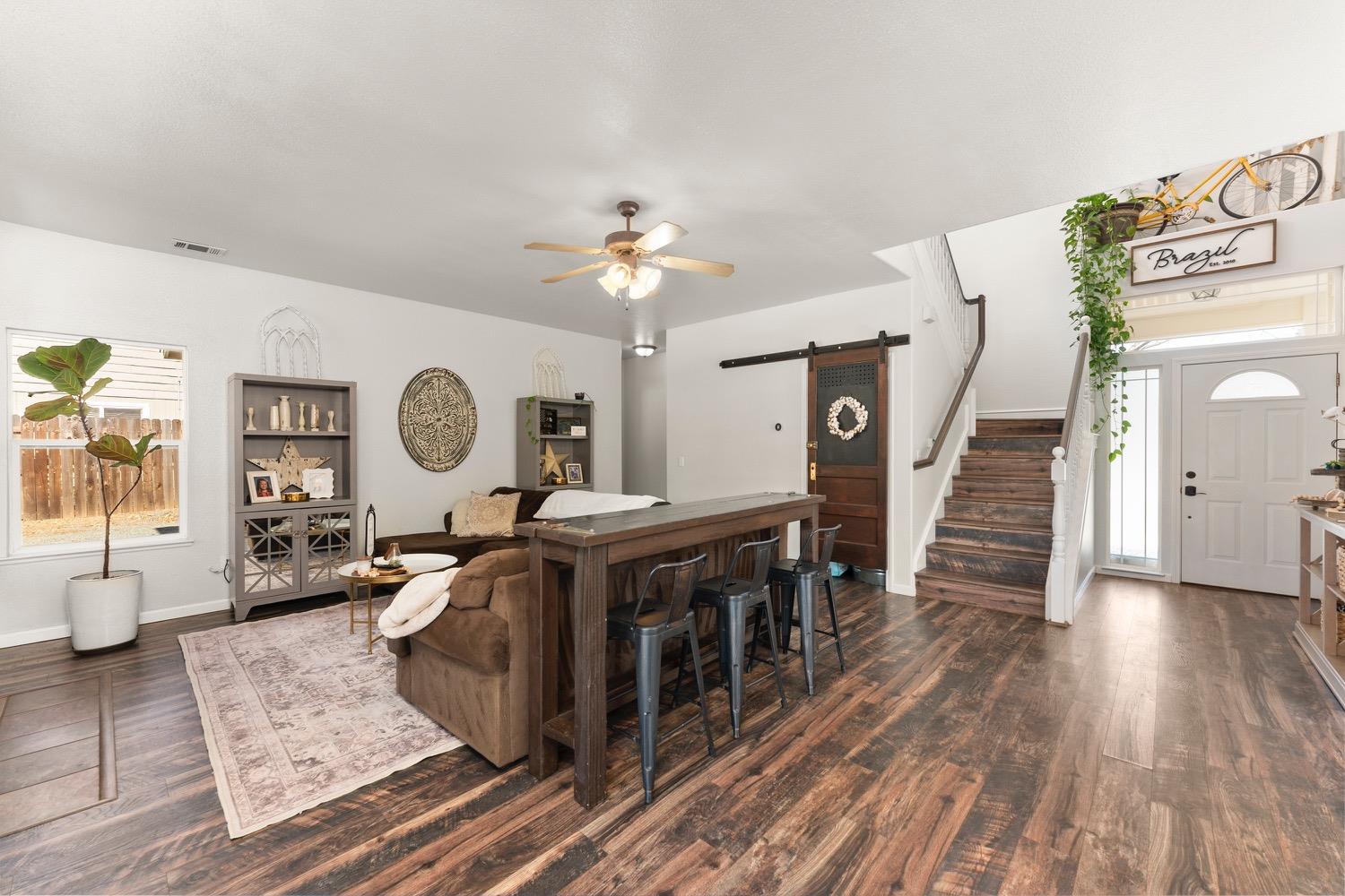 339 Edgebrook