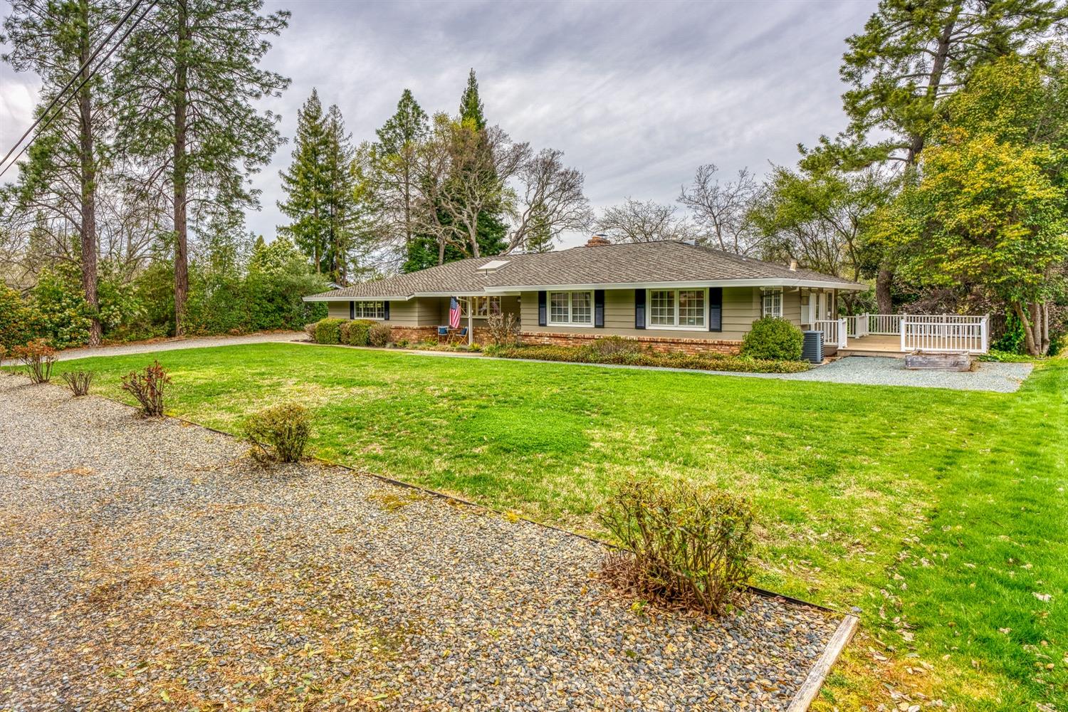 8177 Twin Rocks Road