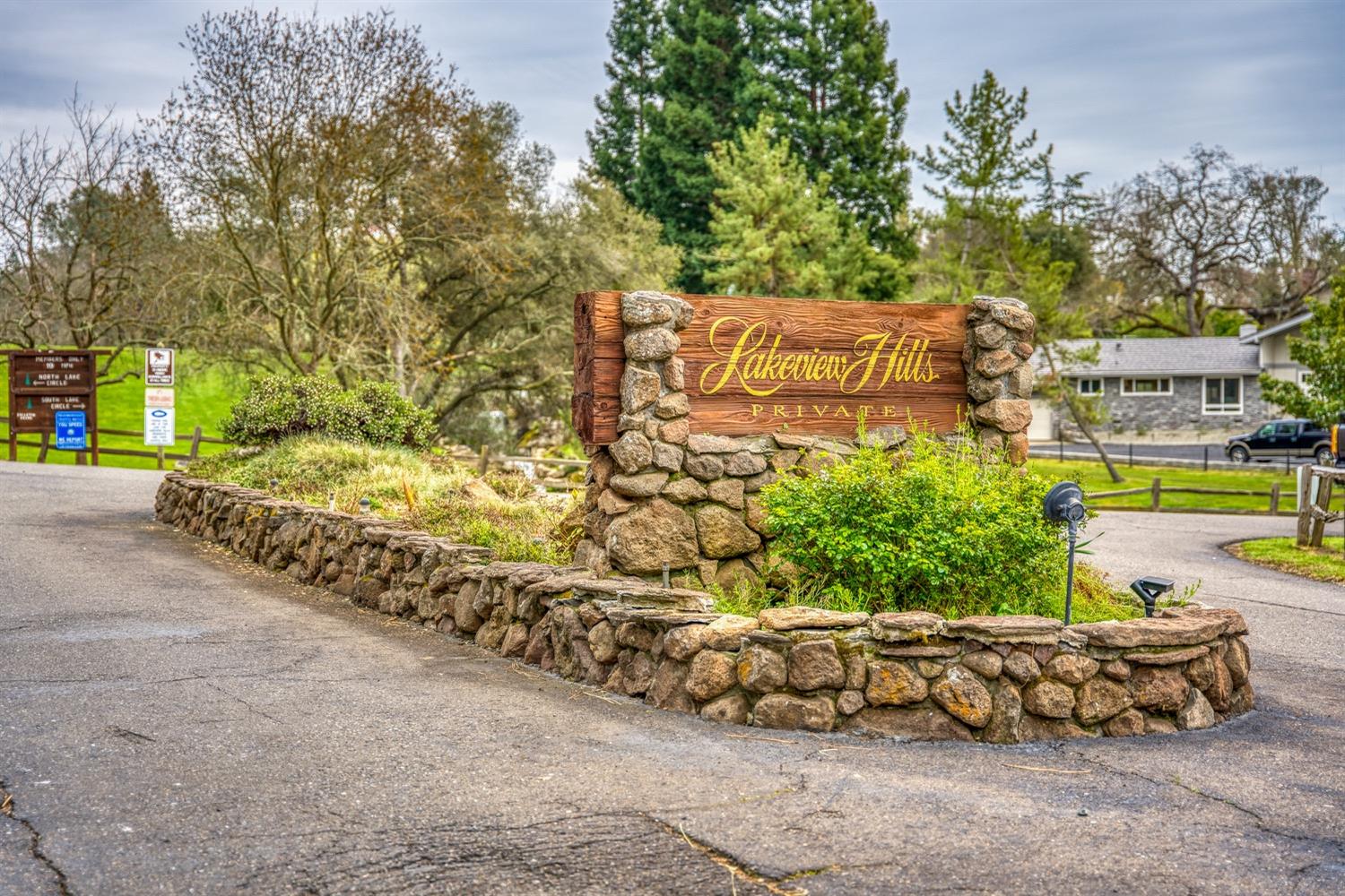 8177 Twin Rocks Road