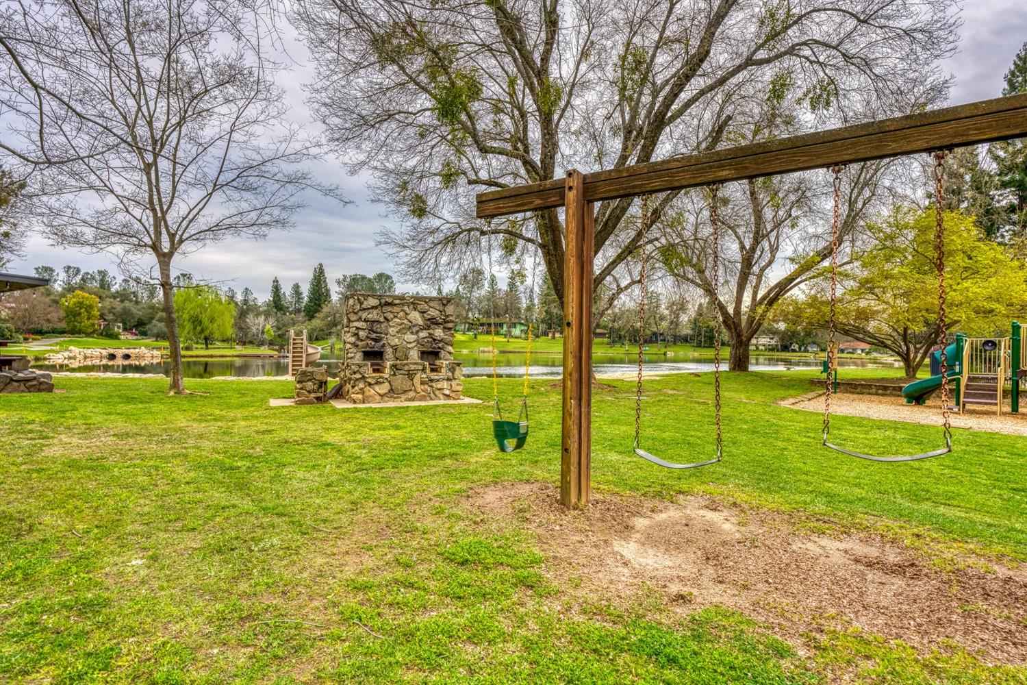 8177 Twin Rocks Road