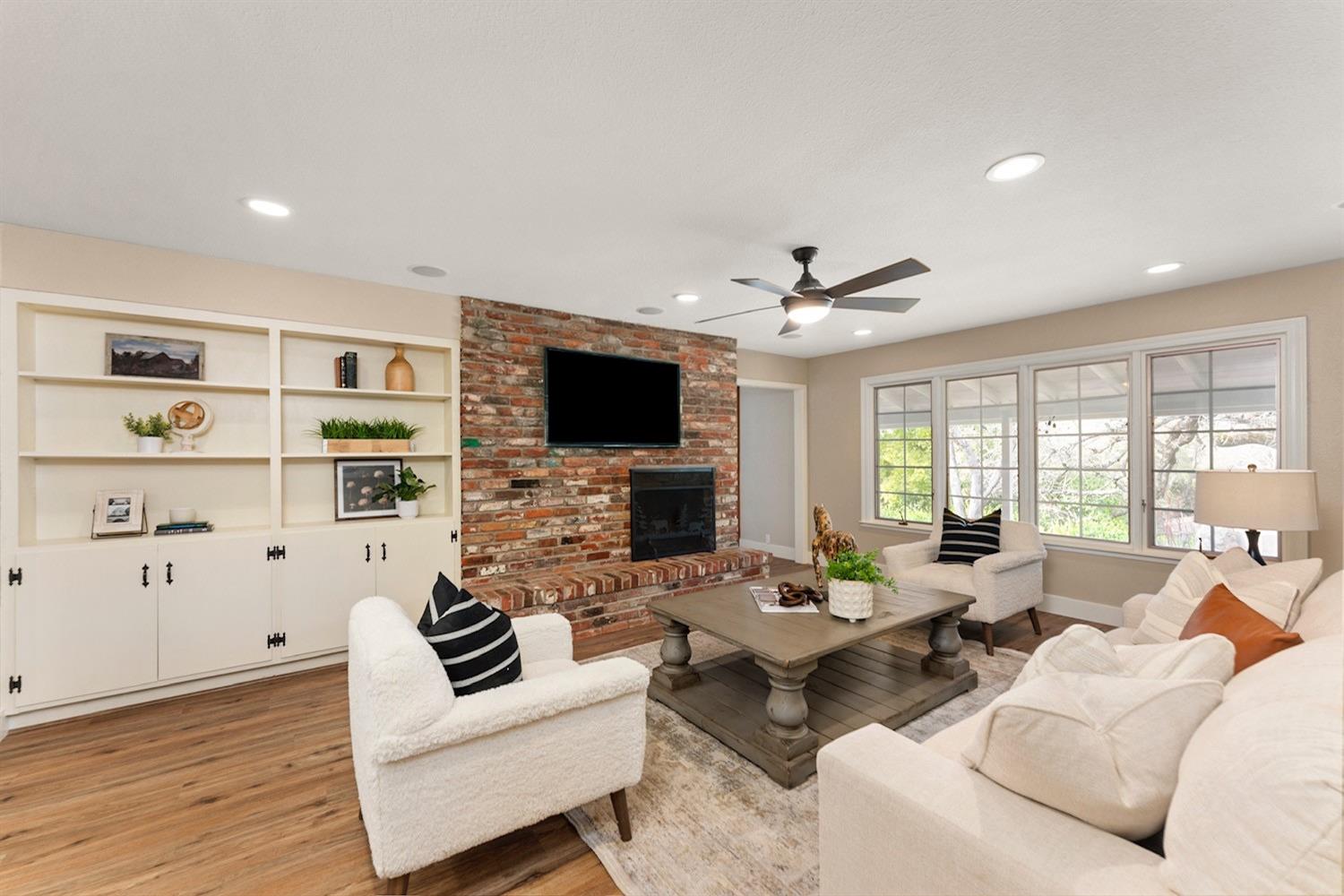 8177 Twin Rocks Road